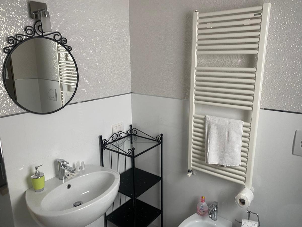 Berga Exclusive Suite 4 บารี ภายนอก รูปภาพ